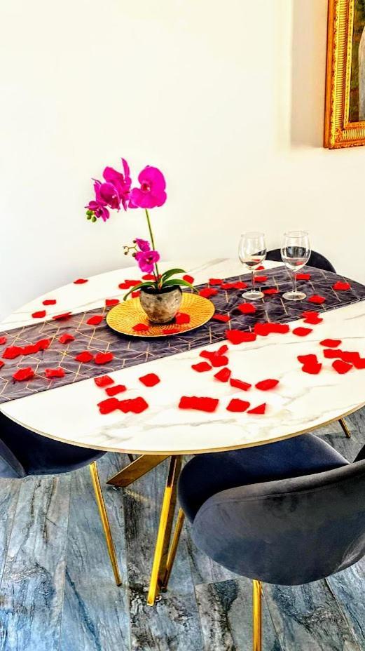 Chic Apartment Фиумичино Екстериор снимка